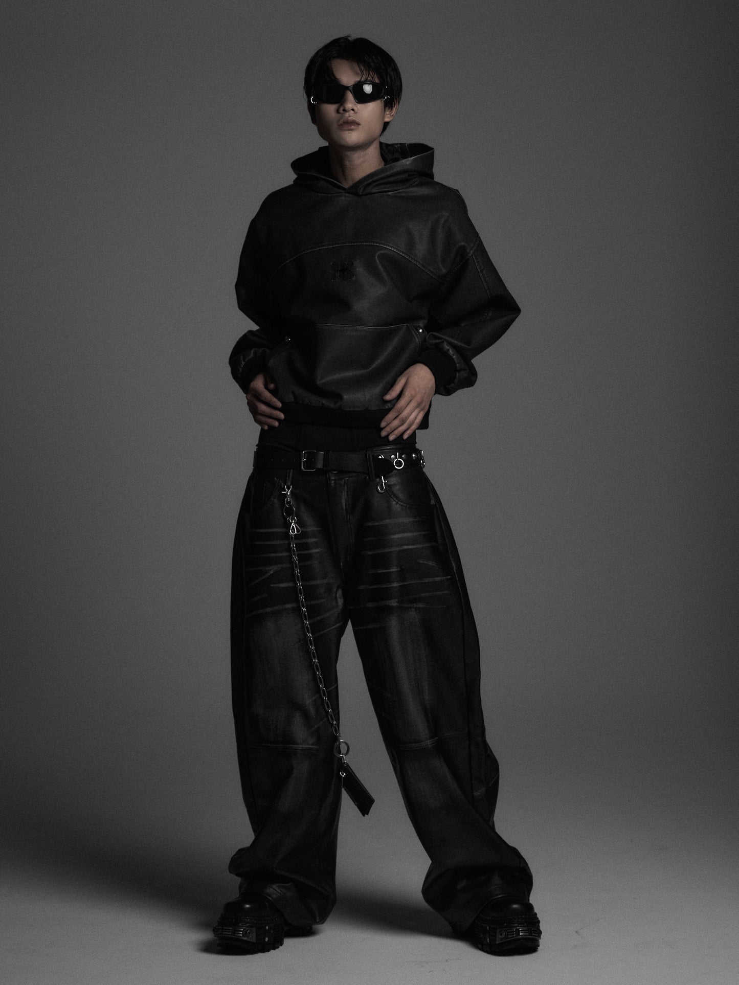 【ROSEN KREUZ】VINTAGE LEATHER SHIRRING HOODIE (WASHED GRAY)