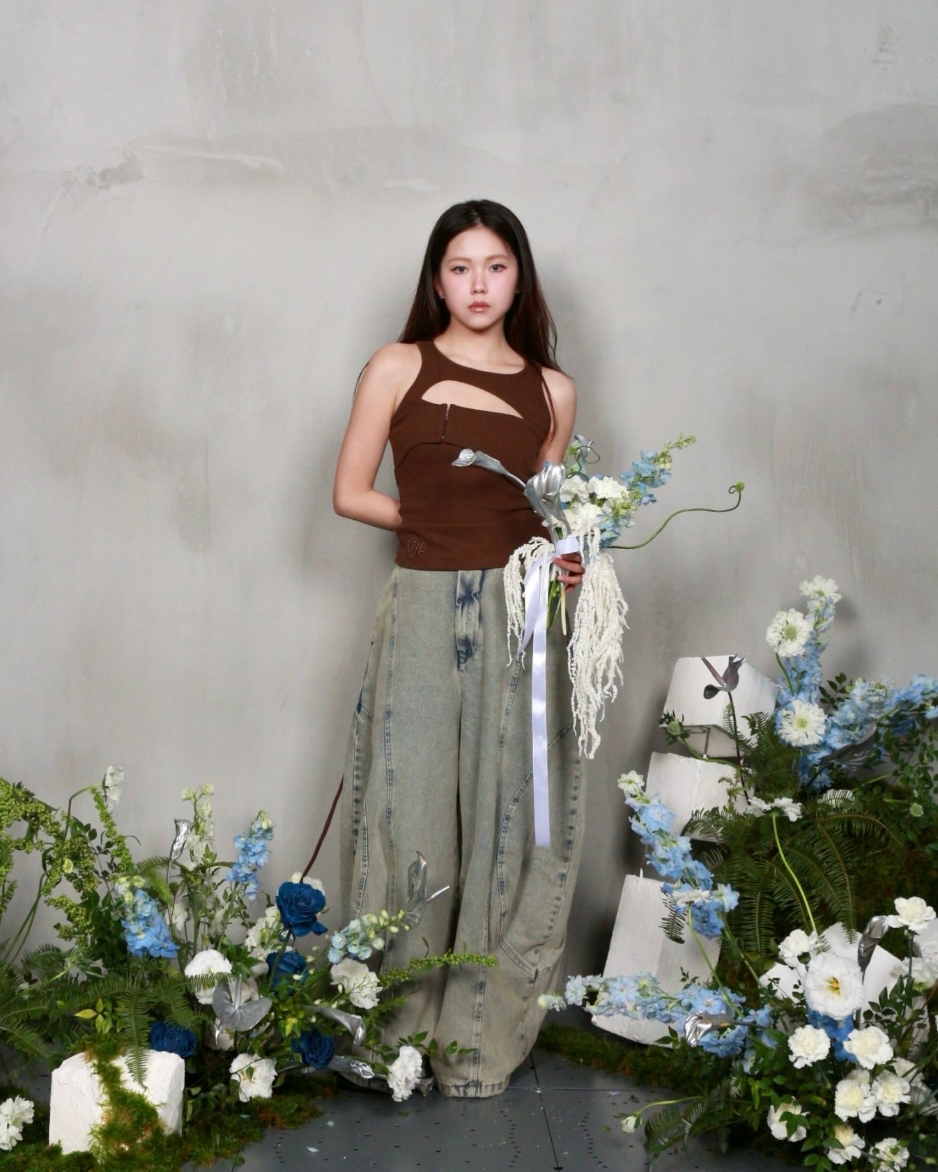 【BUNNYHILL CONCEPT】CONRAD SLEEVELESS TOP (BROWN)