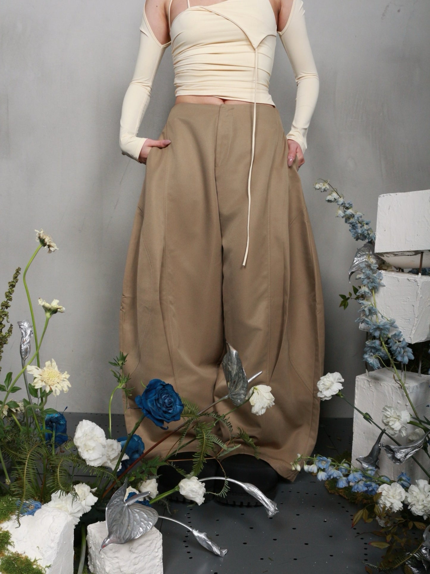 【BUNNYHILL CONCEPT】LUFT PANTS (CAPPUCCINO)