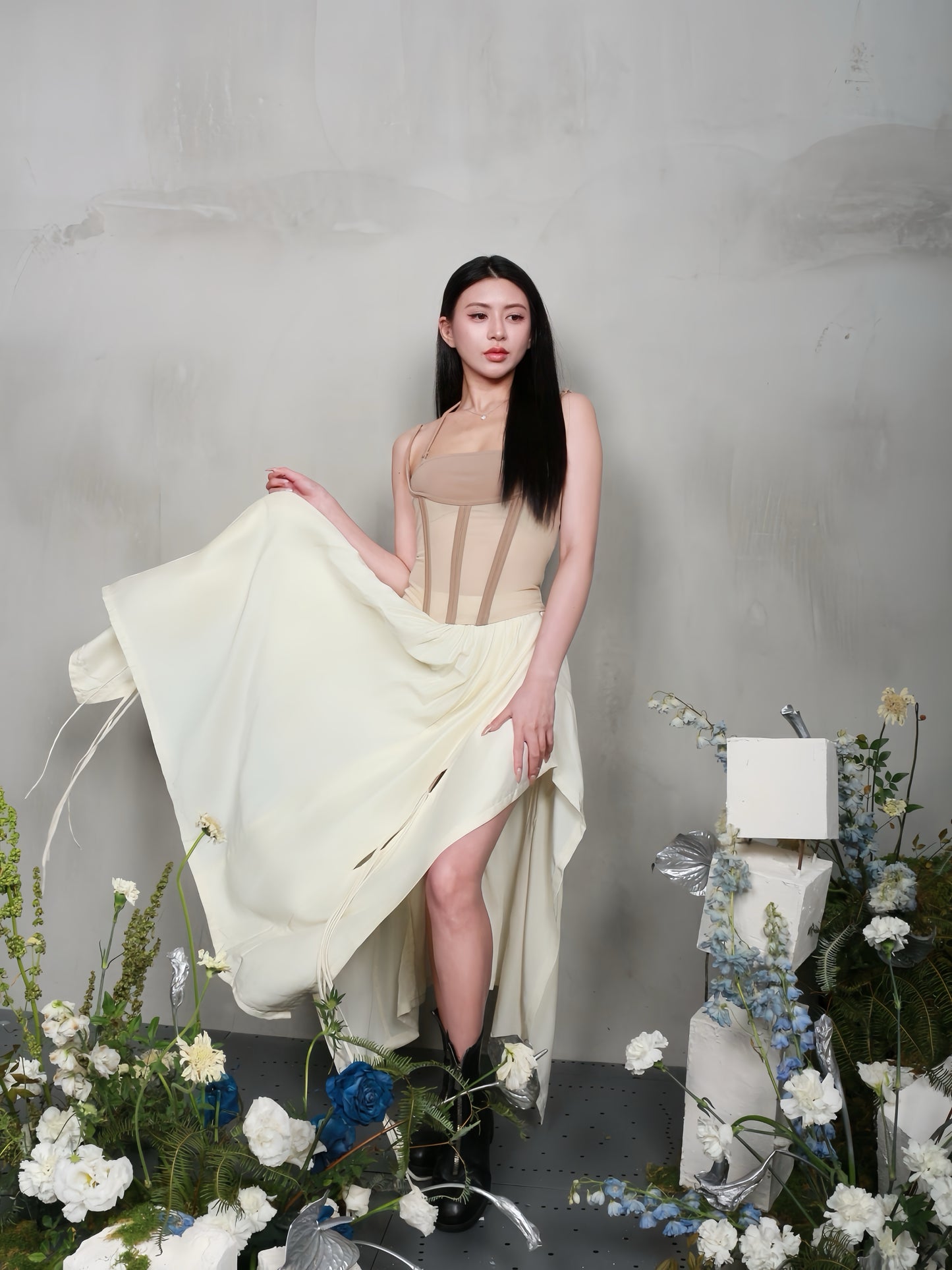【BUNNYHILL CONCEPT】TWYLA SKIRT (IVORY)
