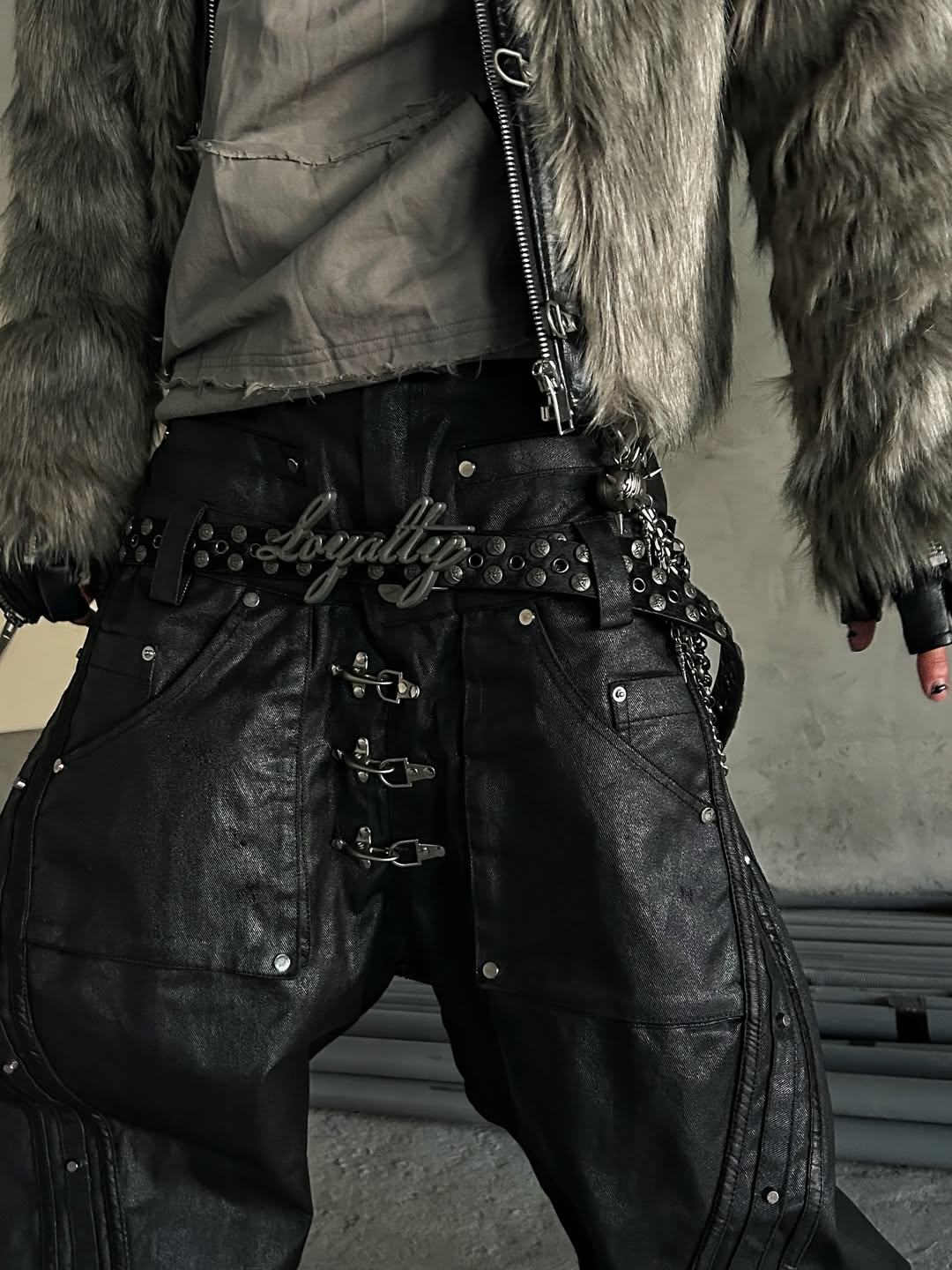 【RICH】Gray Fur Crop Jacket