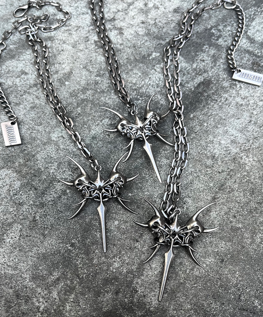 【IIIMIII】IIIMIII BlackPaintingII Chain Necklace "ALIEN CROSS"