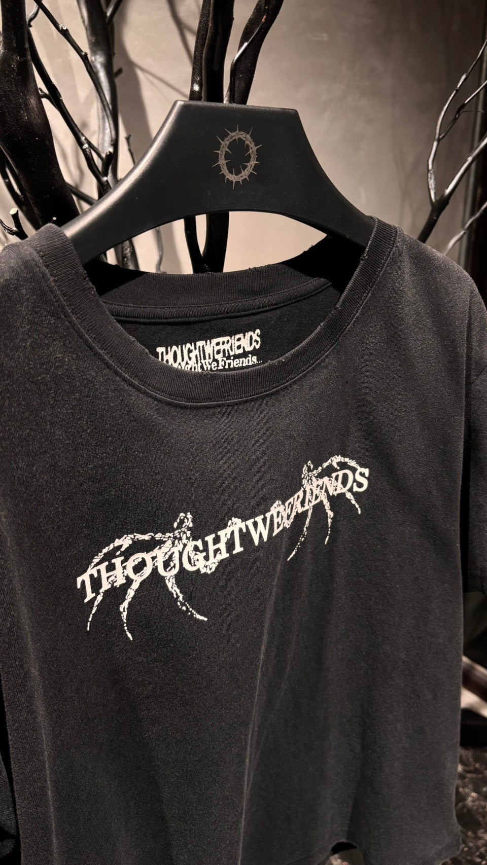 【THOUGHT WE FRIENDS】Shrunken Tee - TWF LOGO with Wings