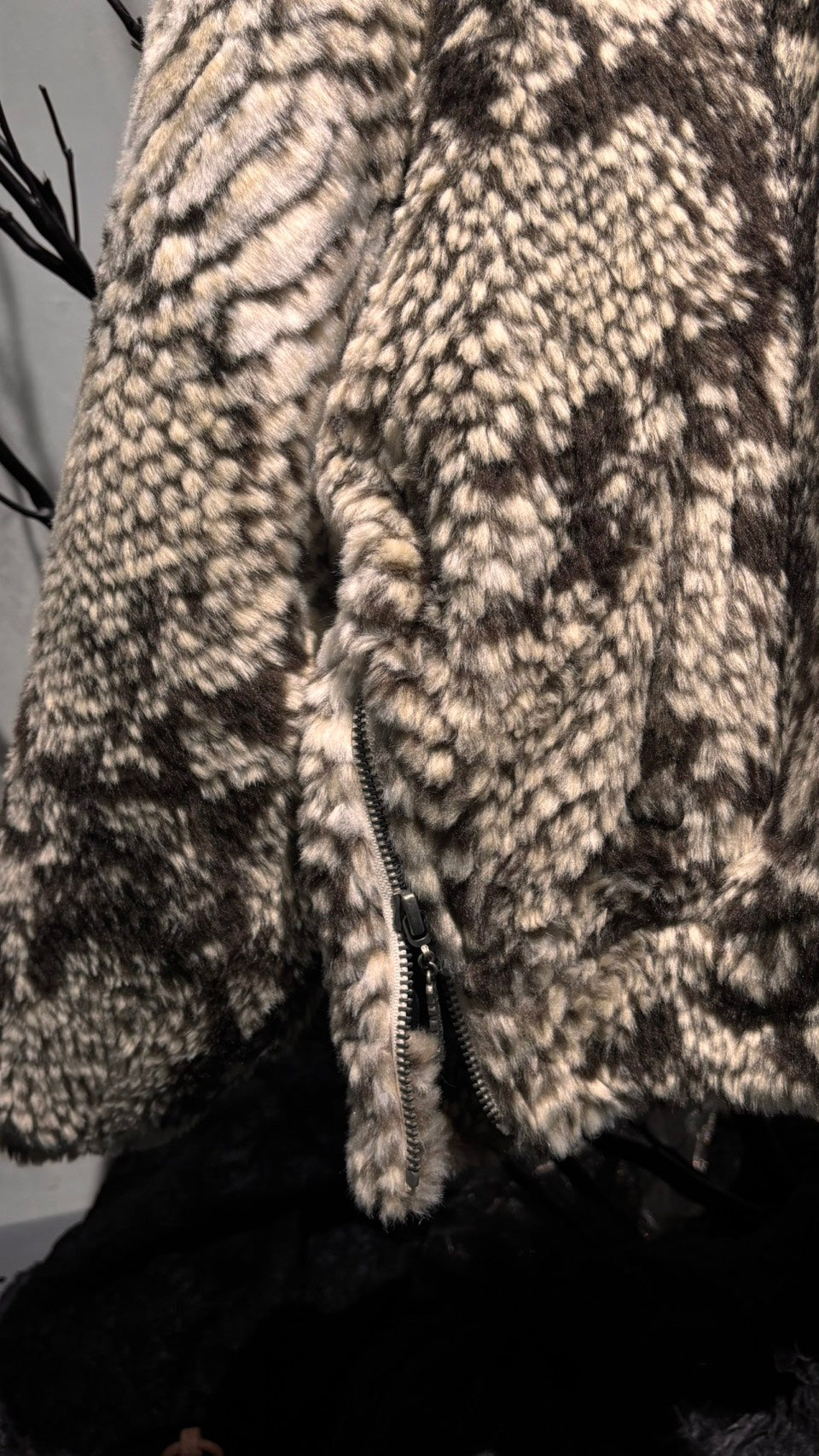 【THOUGHT WE FRIENDS】Snakes Jacket 2.0