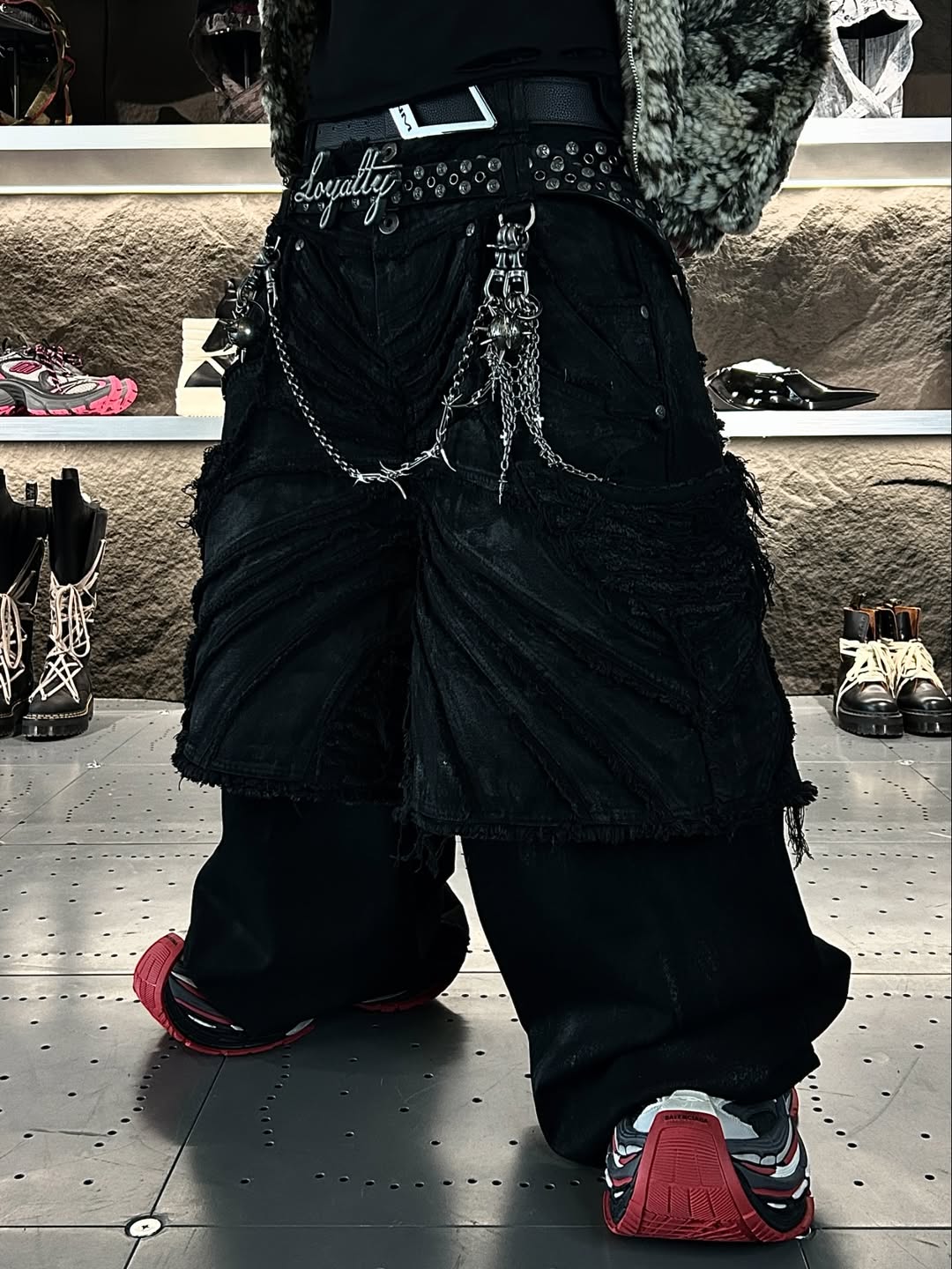 【THOUGHT WE FRIENDS】Double layered demon pants