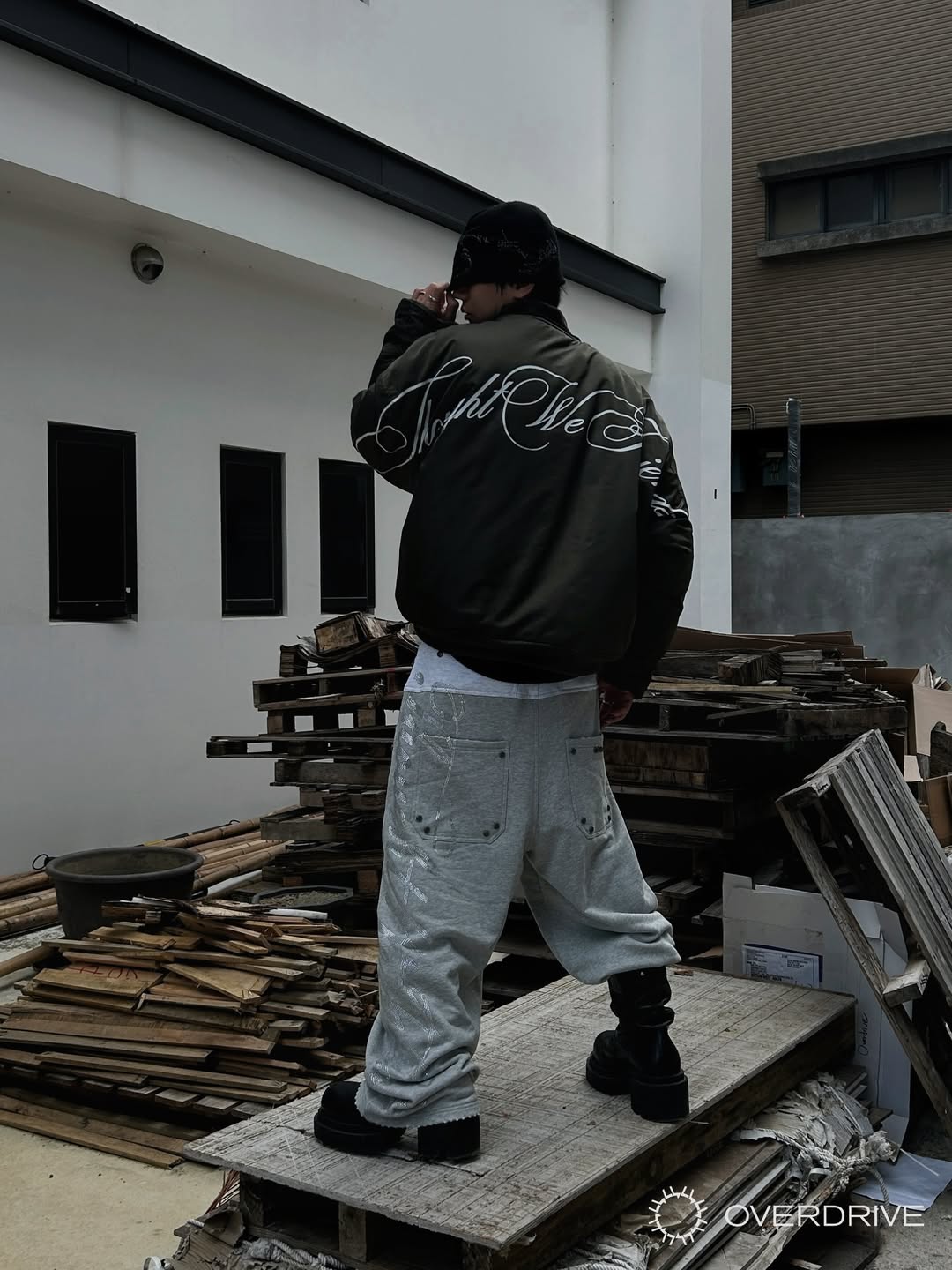 【THOUGHT WE FRIENDS】Double-Sided Bomber Jacket-Green Camo