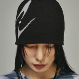 CURVED LOGO BEANIE BLACK