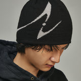 CURVED LOGO BEANIE BLACK