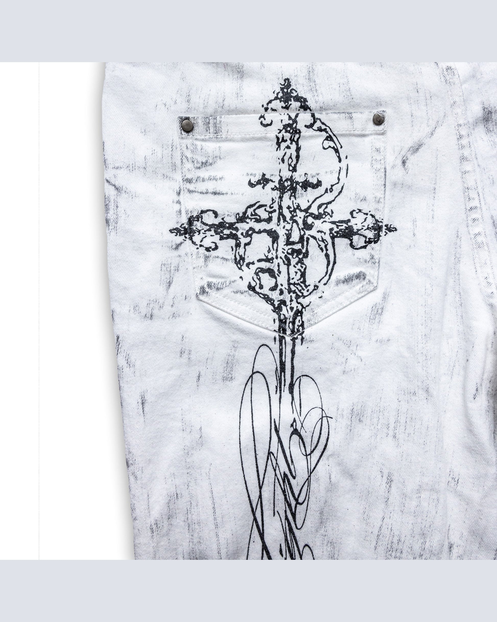 <LOST IN CASTLE> CURVED DENIM PANTS - POLLUTED WHITE
