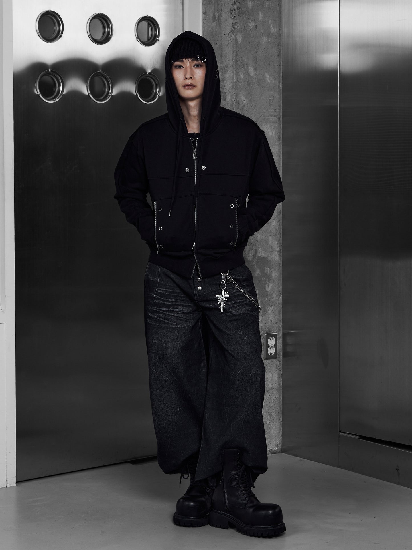 【ROSEN KREUZ】EYELET EDGE Set-Up ZIP-UP HOODIE (BLACK)