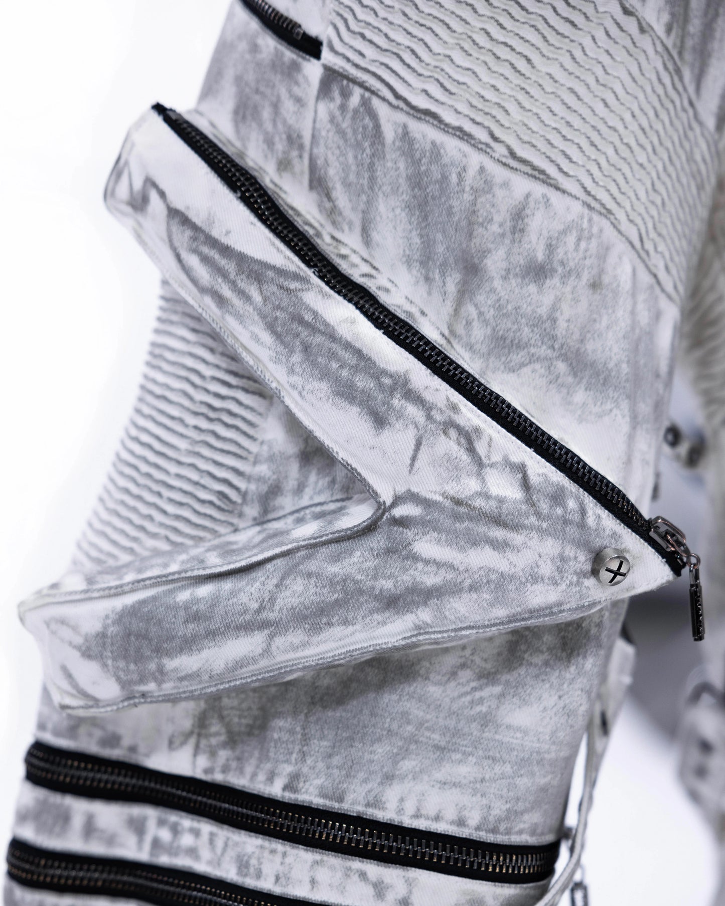 【SATSUN NIGHT】<IT's N0T BLACK & WHITE> HEAVY-DUTY DENIM PANTS - POLLUTED WHITE