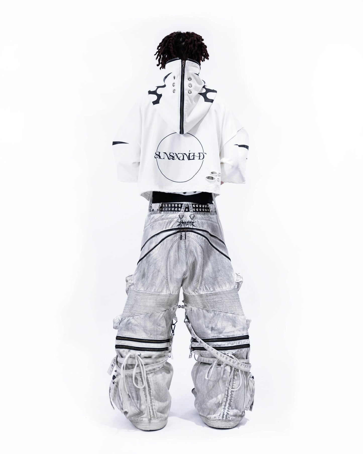 【SATSUN NIGHT】<IT's N0T BLACK & WHITE> - SHORT JACKET - WHITE