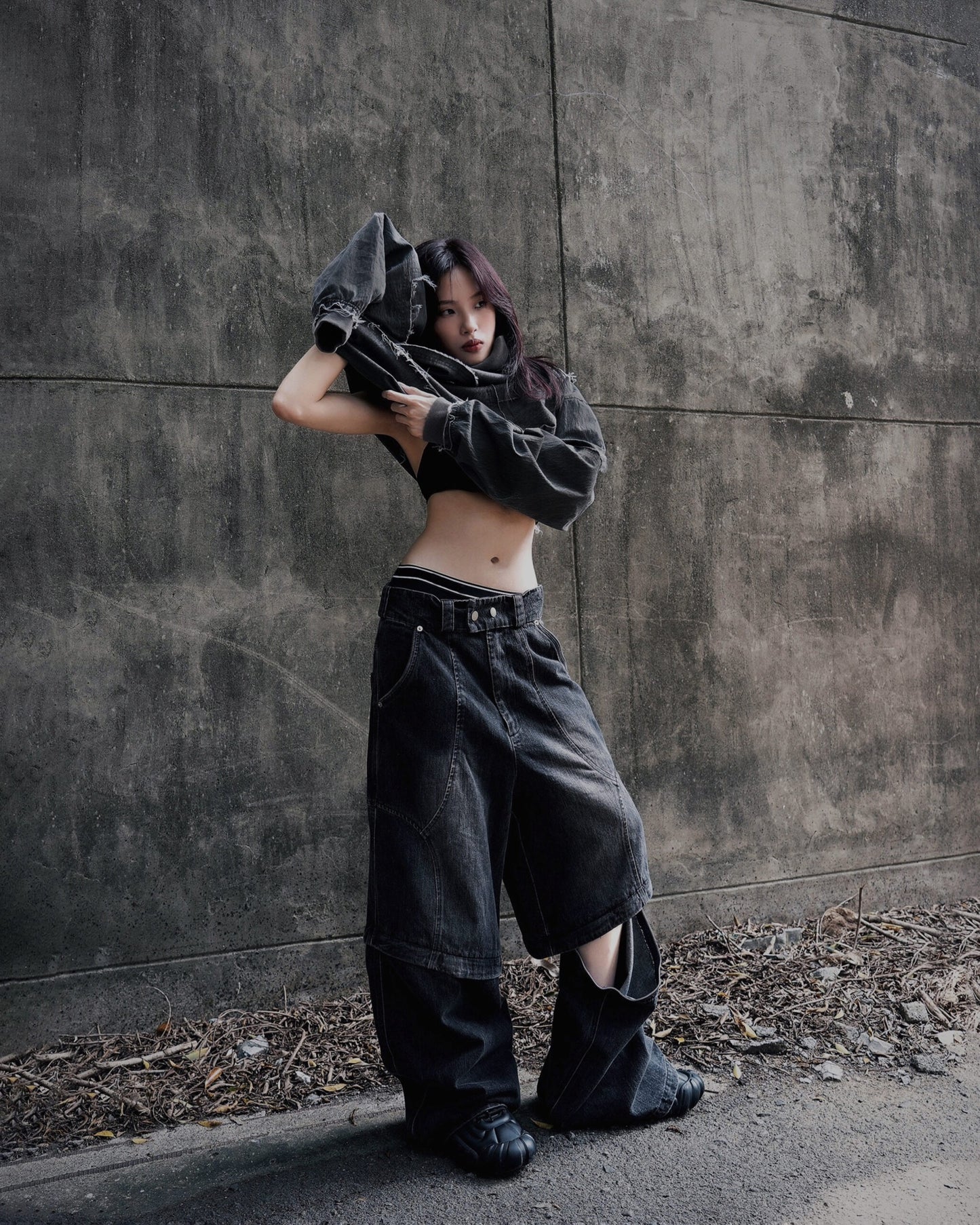 【JIMMY GUTSON】Evolution – Membranous Wing Paneled Wide Denim(black/Washed)