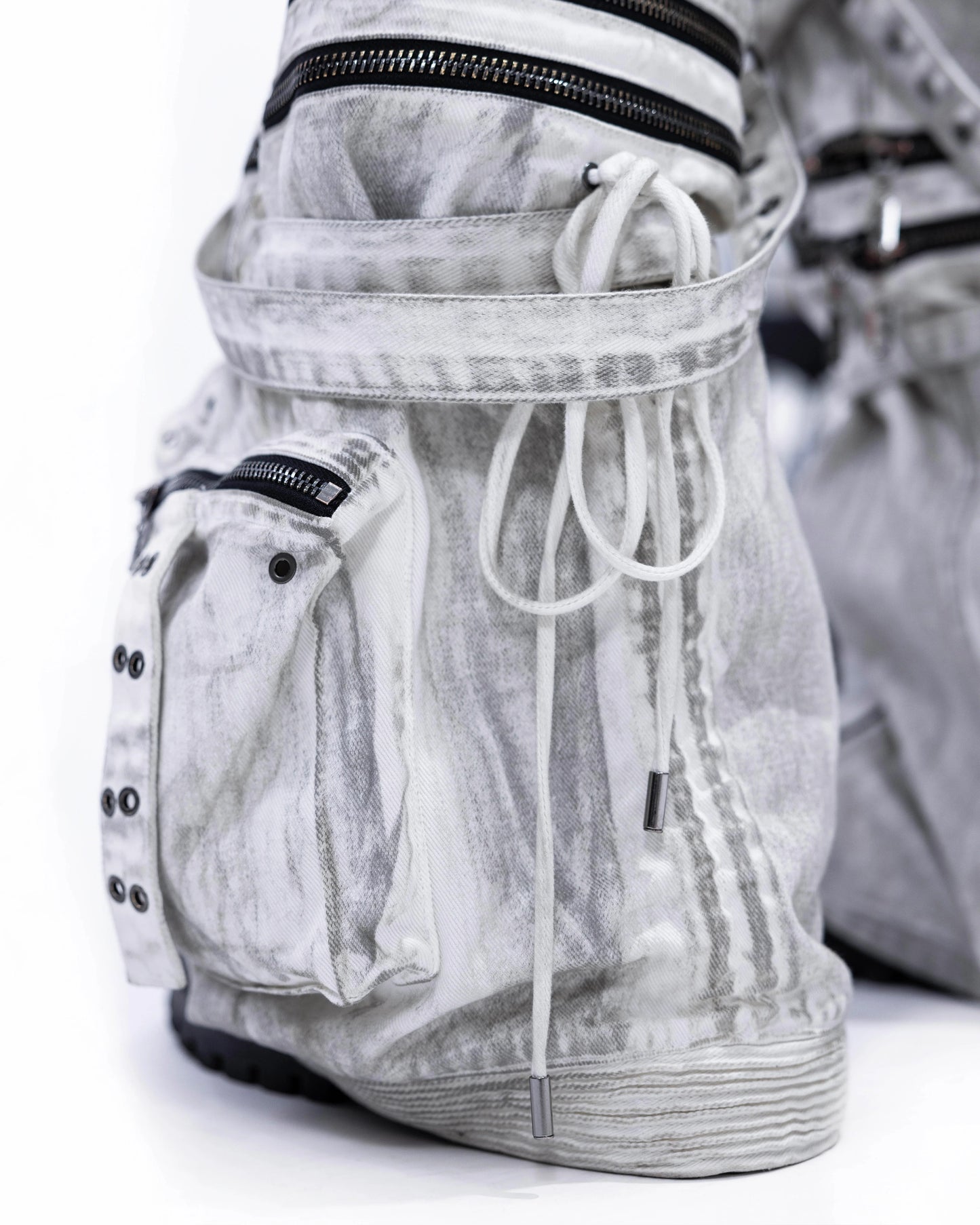 【SATSUN NIGHT】<IT's N0T BLACK & WHITE> HEAVY-DUTY DENIM PANTS - POLLUTED WHITE