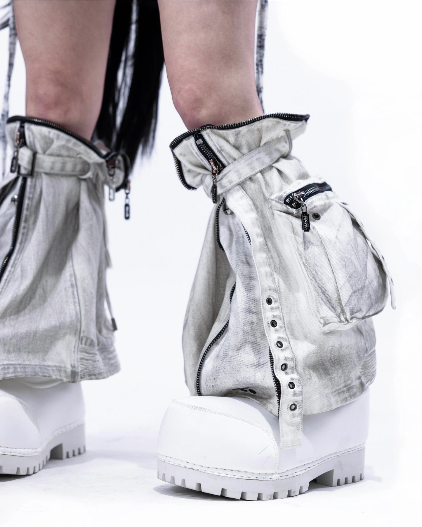 【SATSUN NIGHT】<IT's N0T BLACK & WHITE> HEAVY-DUTY DENIM PANTS - POLLUTED WHITE