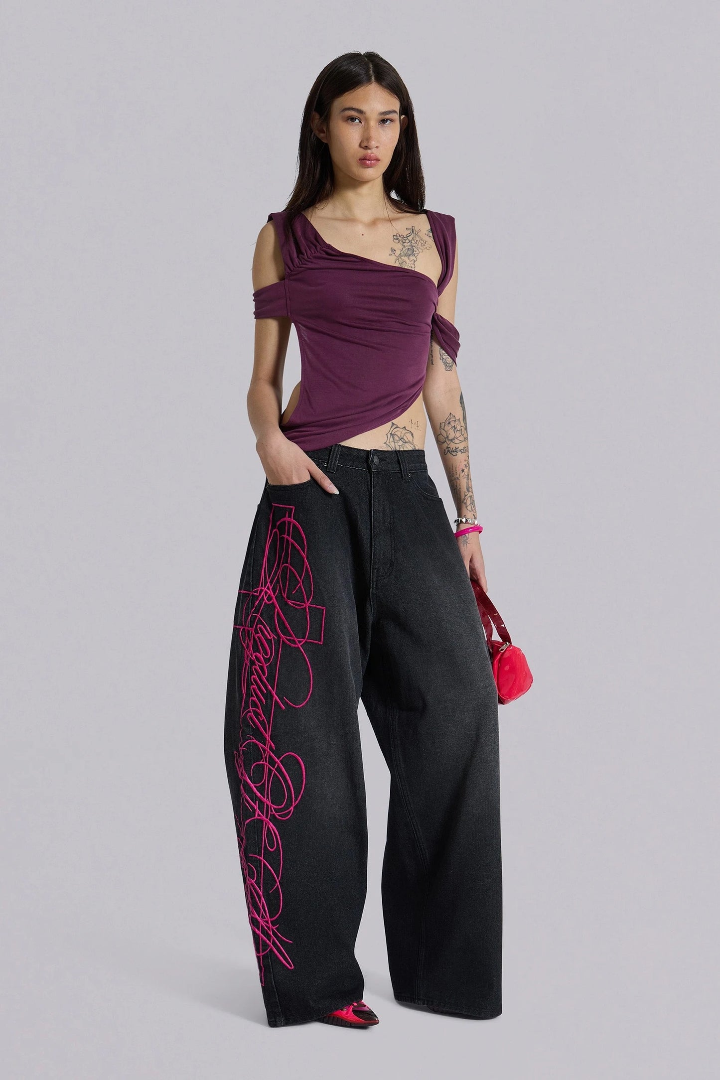 Super Baggy Washed Black Pink Embroidered Retro Jeans