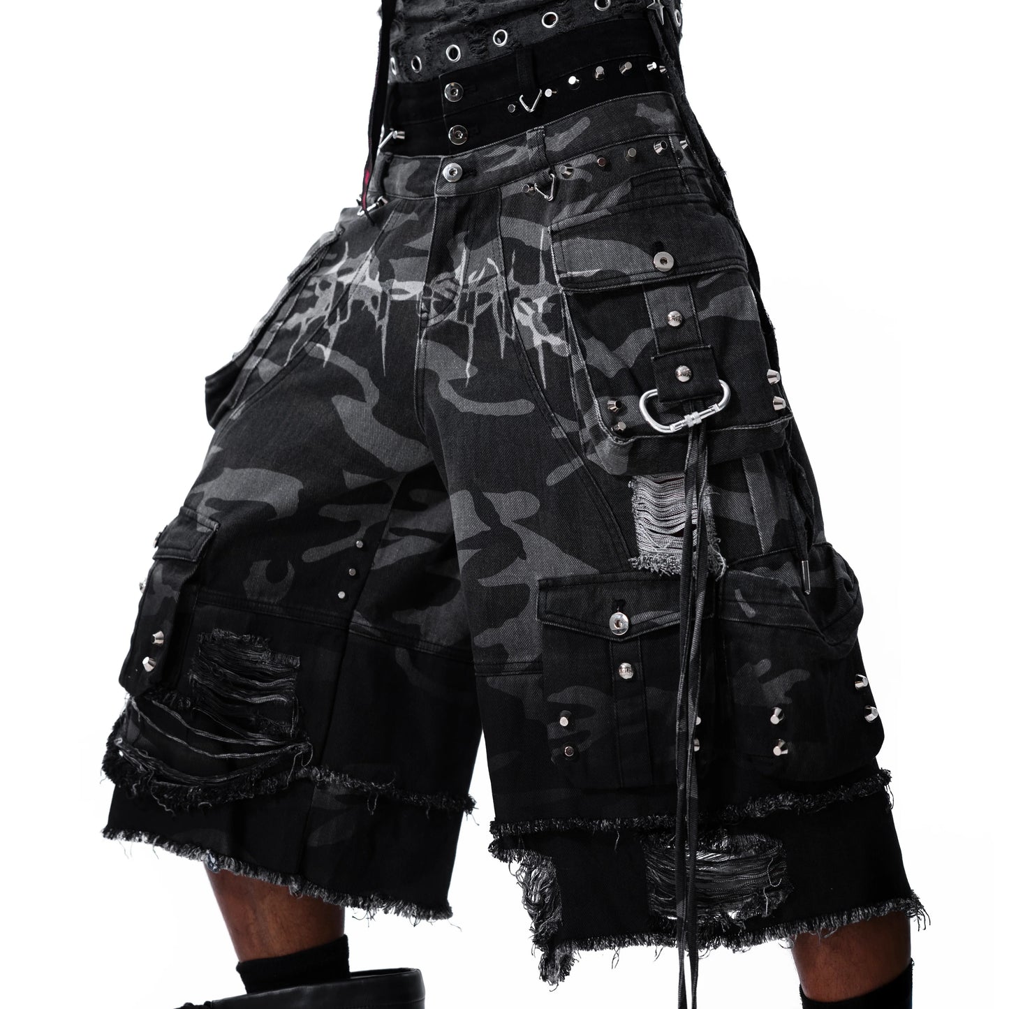 【SATSUN NIGHT】STREET-CAMO 2.0 - WASHED GREY DENIM SHORTS