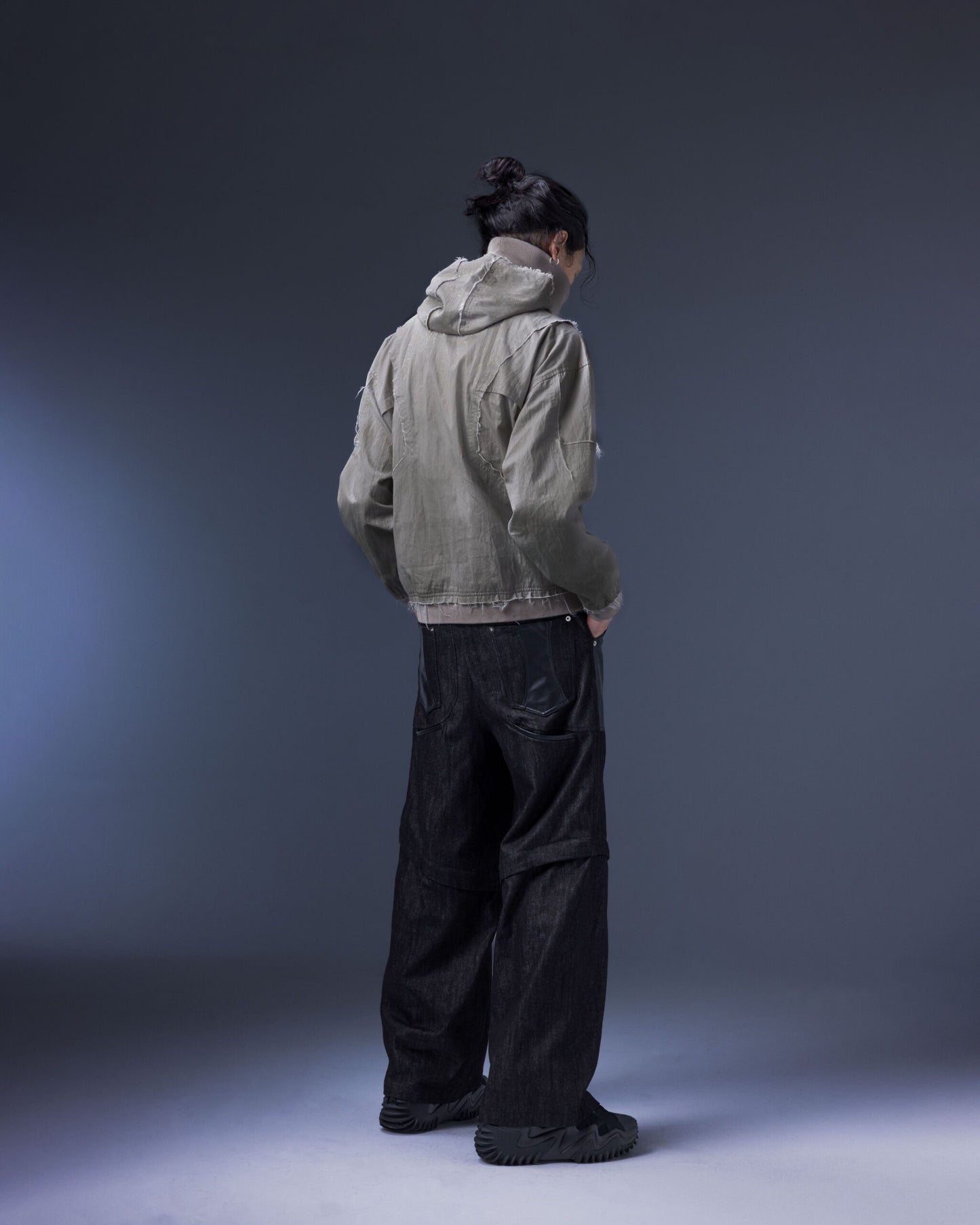 【JIMMY GUTSON】Modular – Clypeus Hooded Top(Grayish Khaki)