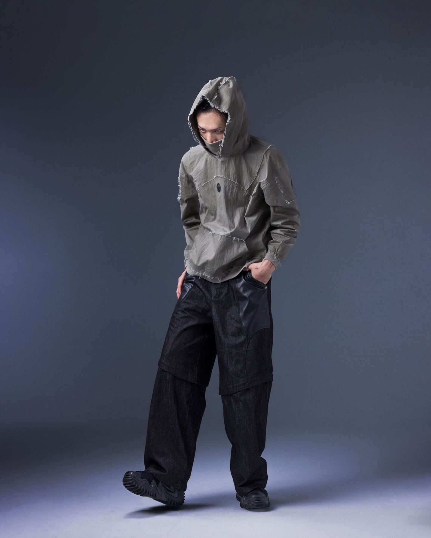 【JIMMY GUTSON】Modular – Clypeus Hooded Top(Grayish Khaki)