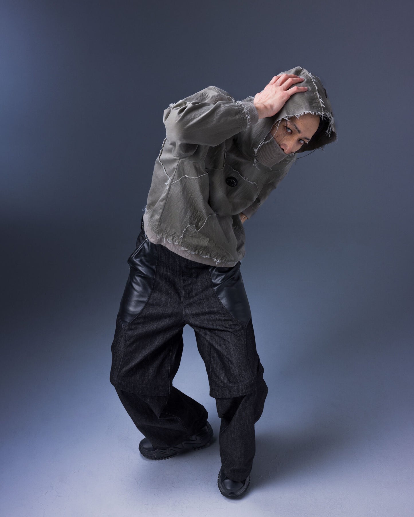 【JIMMY GUTSON】Modular – Clypeus Hooded Top(Grayish Khaki)