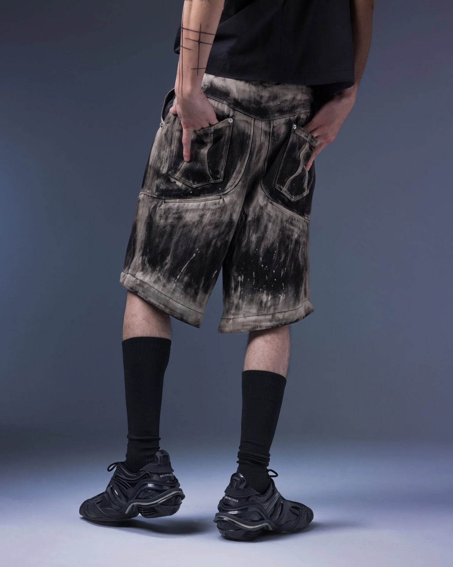 【JIMMY GUTSON】MEMBRANE WINGS- PANEL WIDE-LEG JEANS(Hand-brushed fade)