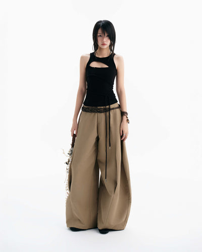 CONRAD SLEEVELESS TOP (BLACK)