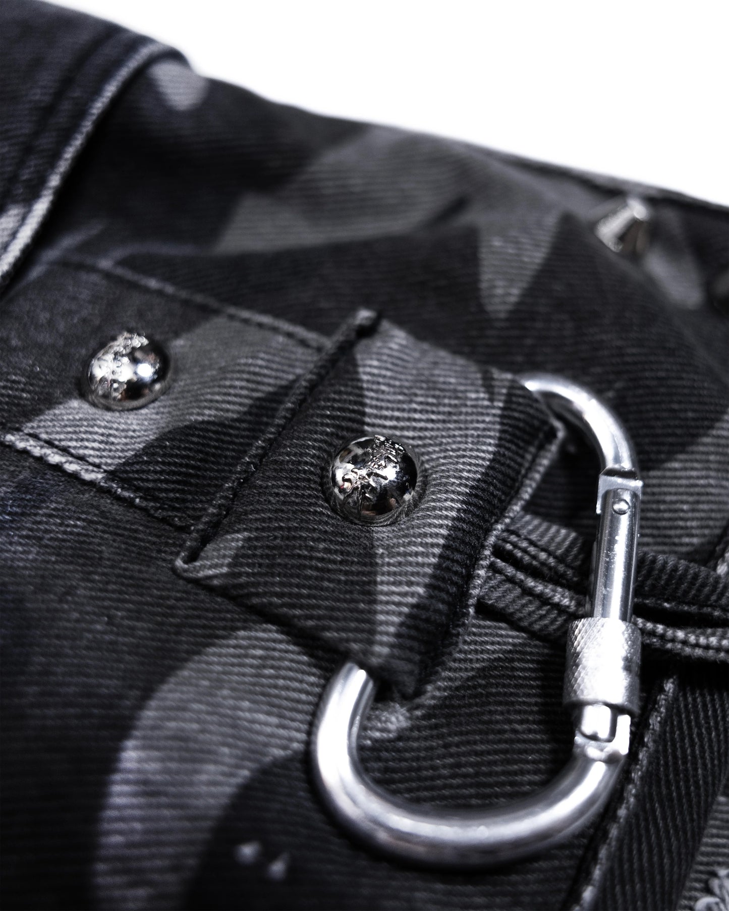 【SATSUN NIGHT】STREET-CAMO 2.0 - WASHED GREY DENIM SHORTS