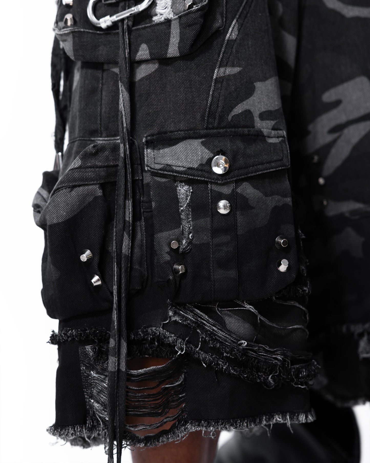 【SATSUN NIGHT】STREET-CAMO 2.0 - WASHED GREY DENIM SHORTS