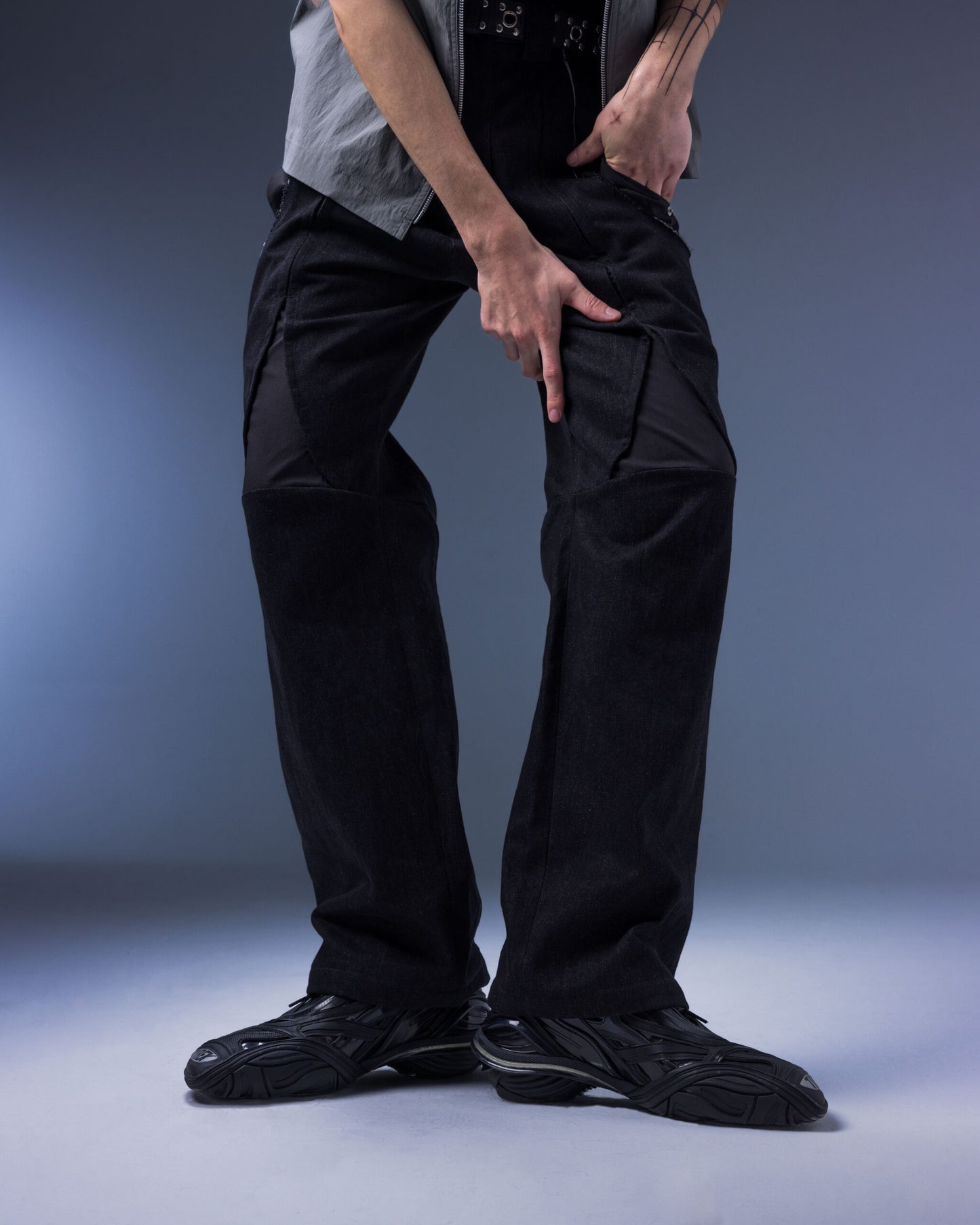 【JIMMY GUTSON】Biomimetic – Appendicular Structure Straight Pants (black)