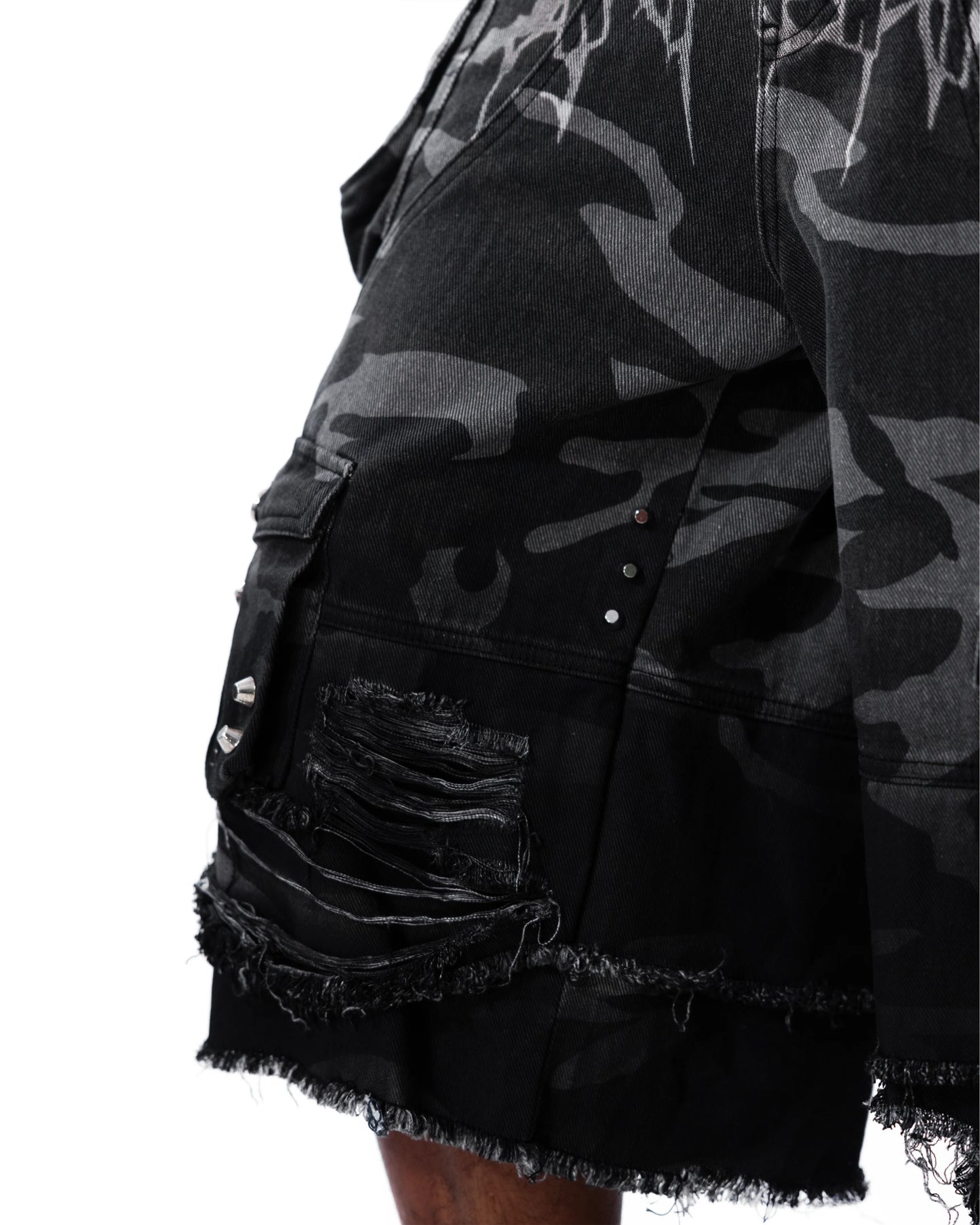 【SATSUN NIGHT】STREET-CAMO 2.0 - WASHED GREY DENIM SHORTS