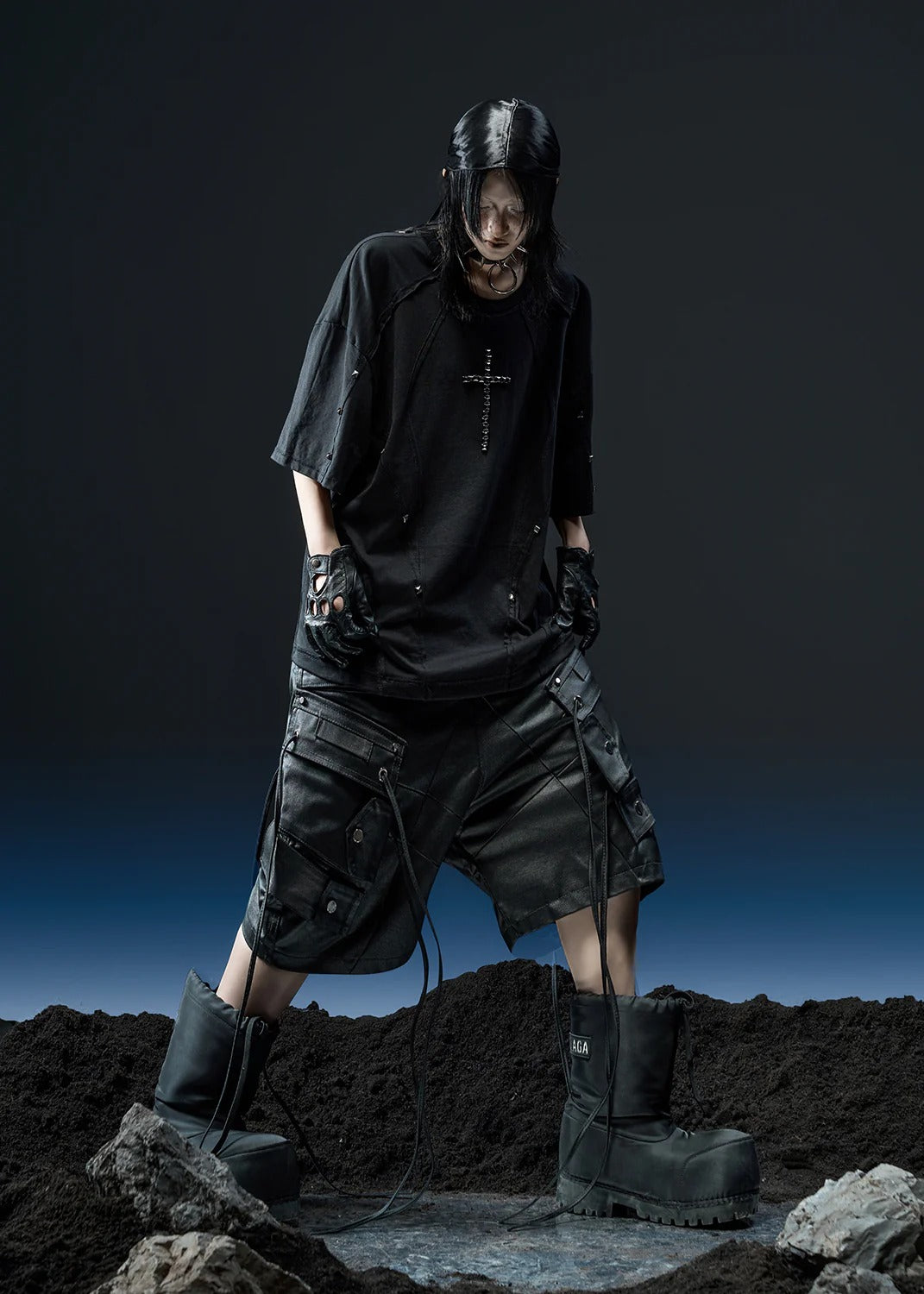 【RICH】RIVETED CROSS OVER T-SHIRT