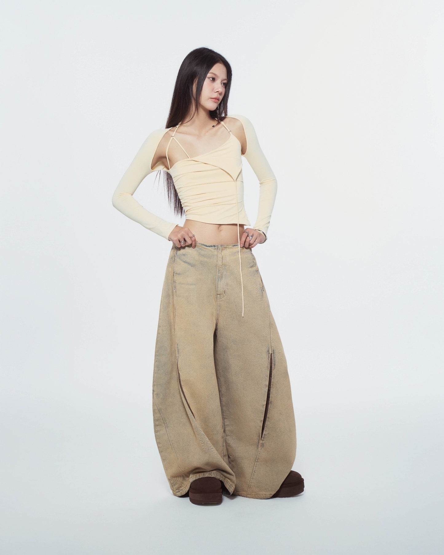 【BUNNYHILL CONCEPT】SANSA LONG SLEEVE TOP (IVORY)