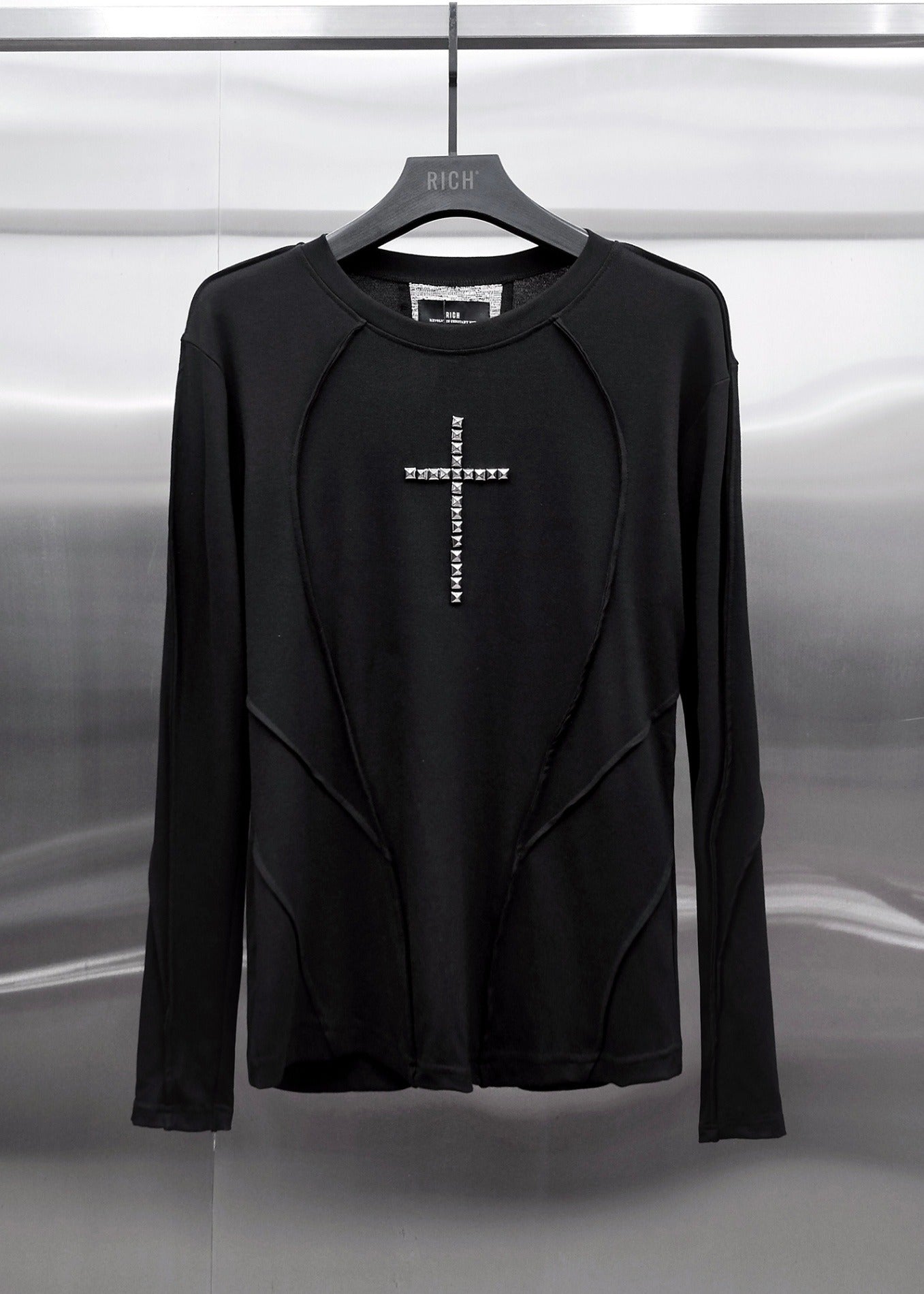 【RICH】Riveted Cross Slim Longsleeve