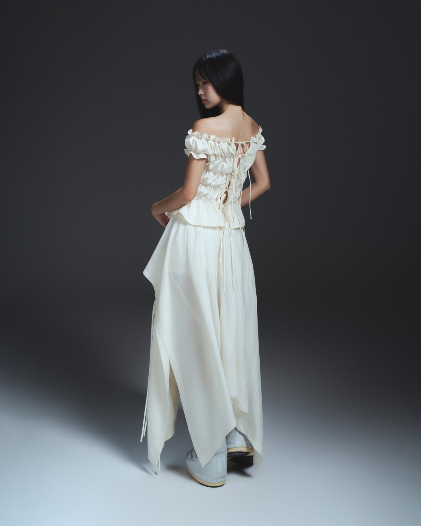 【BUNNYHILL CONCEPT】TWYLA SKIRT (IVORY)