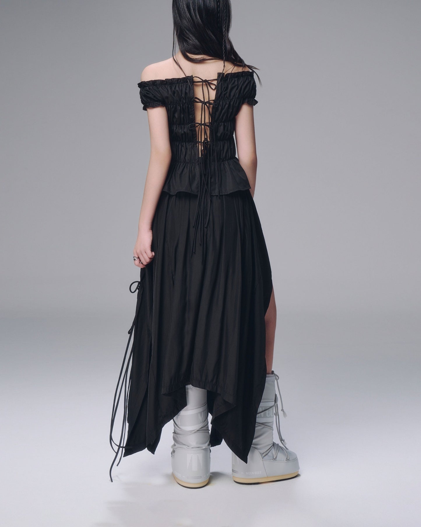 【BUNNYHILL CONCEPT】DAWSEY TOP (BLACK)