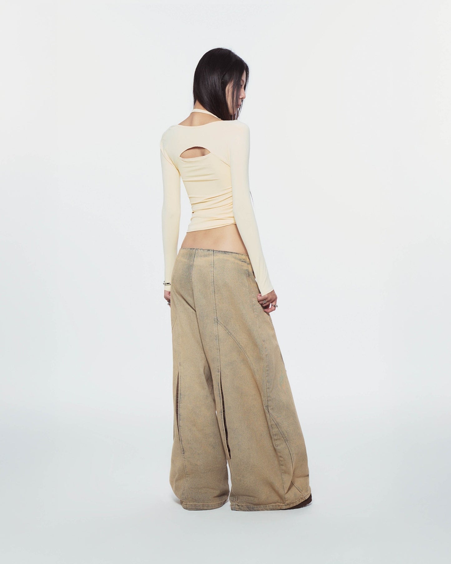 【BUNNYHILL CONCEPT】SANSA LONG SLEEVE TOP (IVORY)