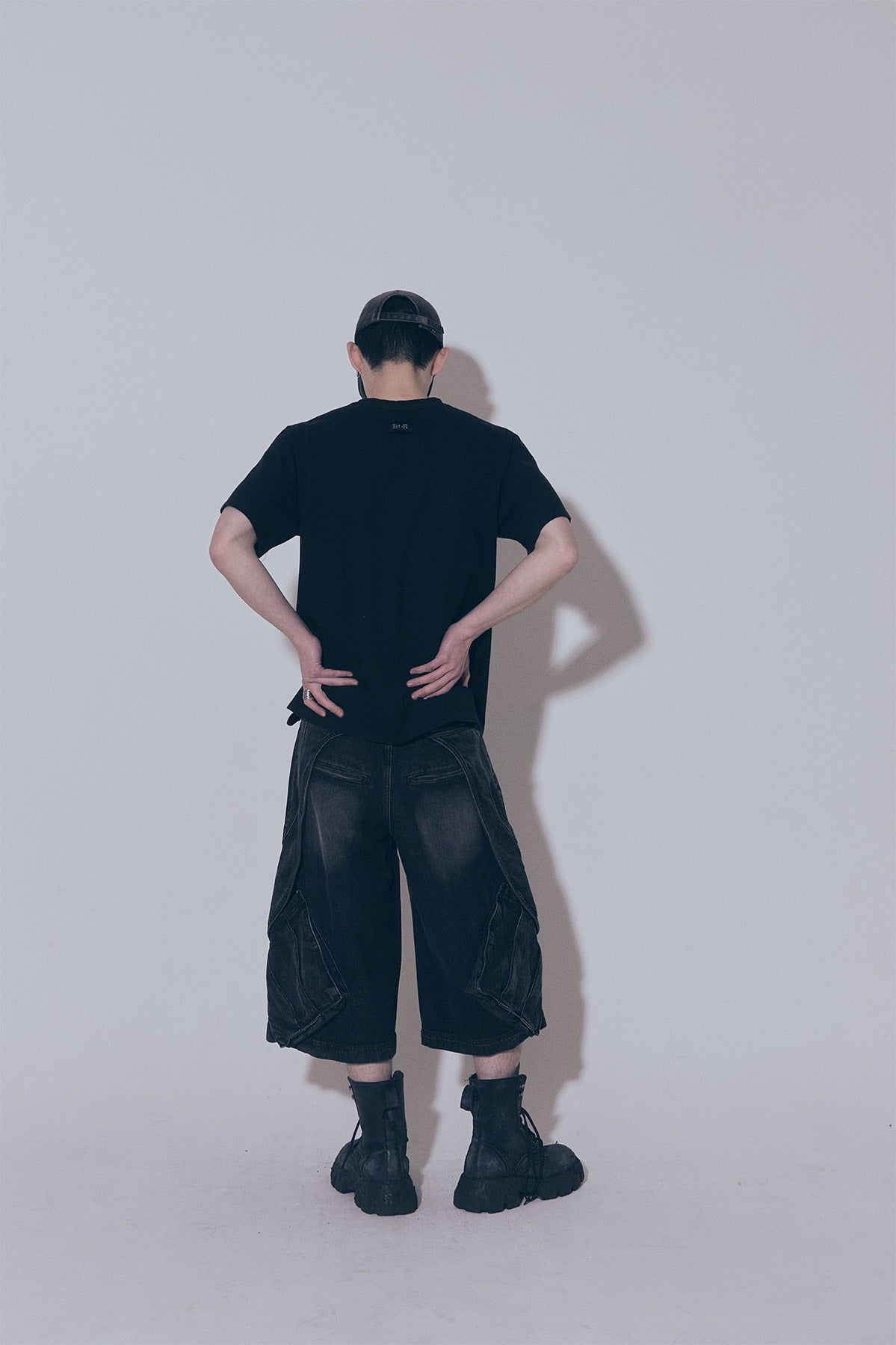【BLR BLUER】CURVED COVER CARGO BERMUDA WASHING DENIM PANTS 