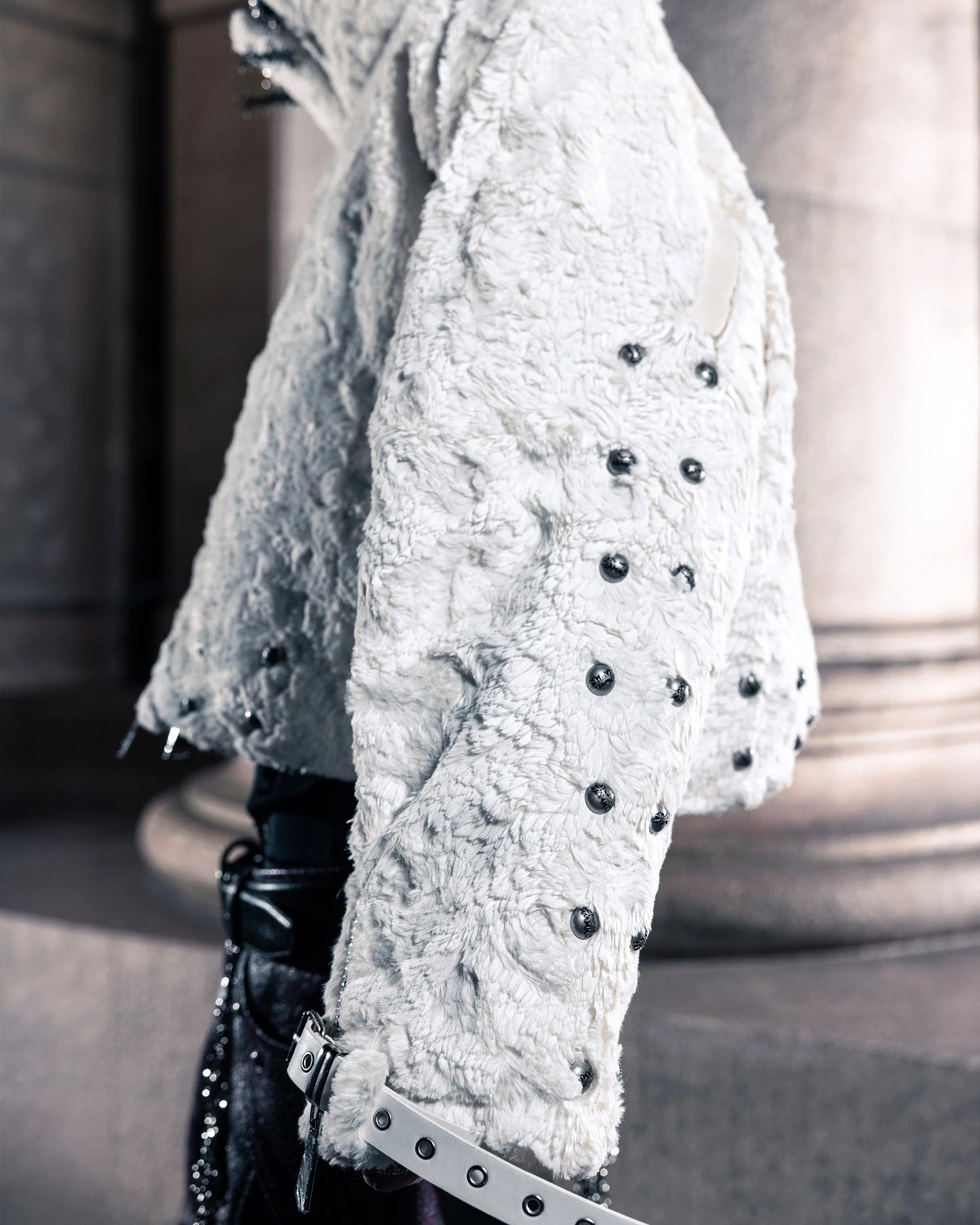 【SATSUN NIGHT】DOUBLE SLIDERS & DOUBLE ZIPPER BEIGE FLEECE JACKET (PRE-ORDER,LIMITED)