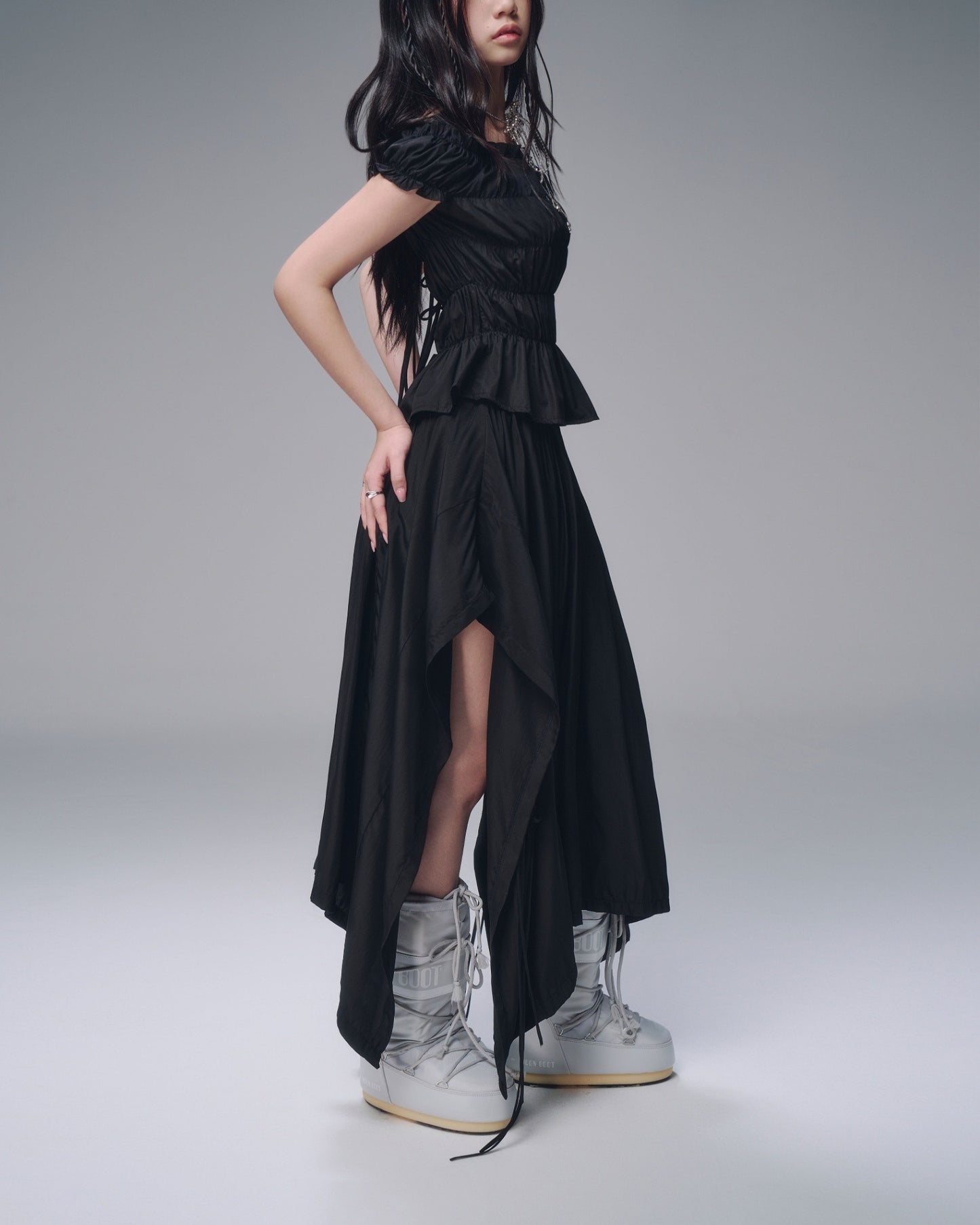 【BUNNYHILL CONCEPT】DAWSEY TOP (BLACK)