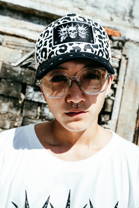 【THOUGHT WE FRIENDS】"Suki" Studded Trucker Cap
