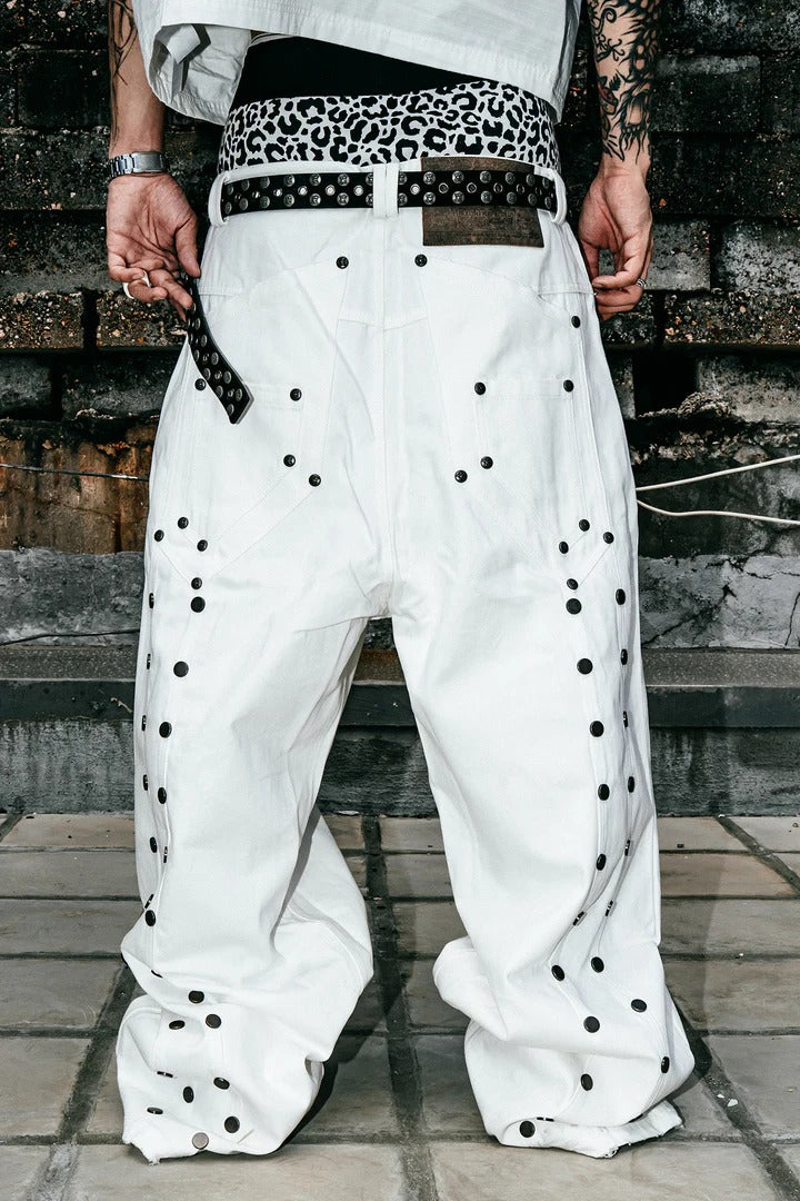 【THOUGHT WE FRIENDS】"Devlin" Studded Waxed Baggy Denims in White