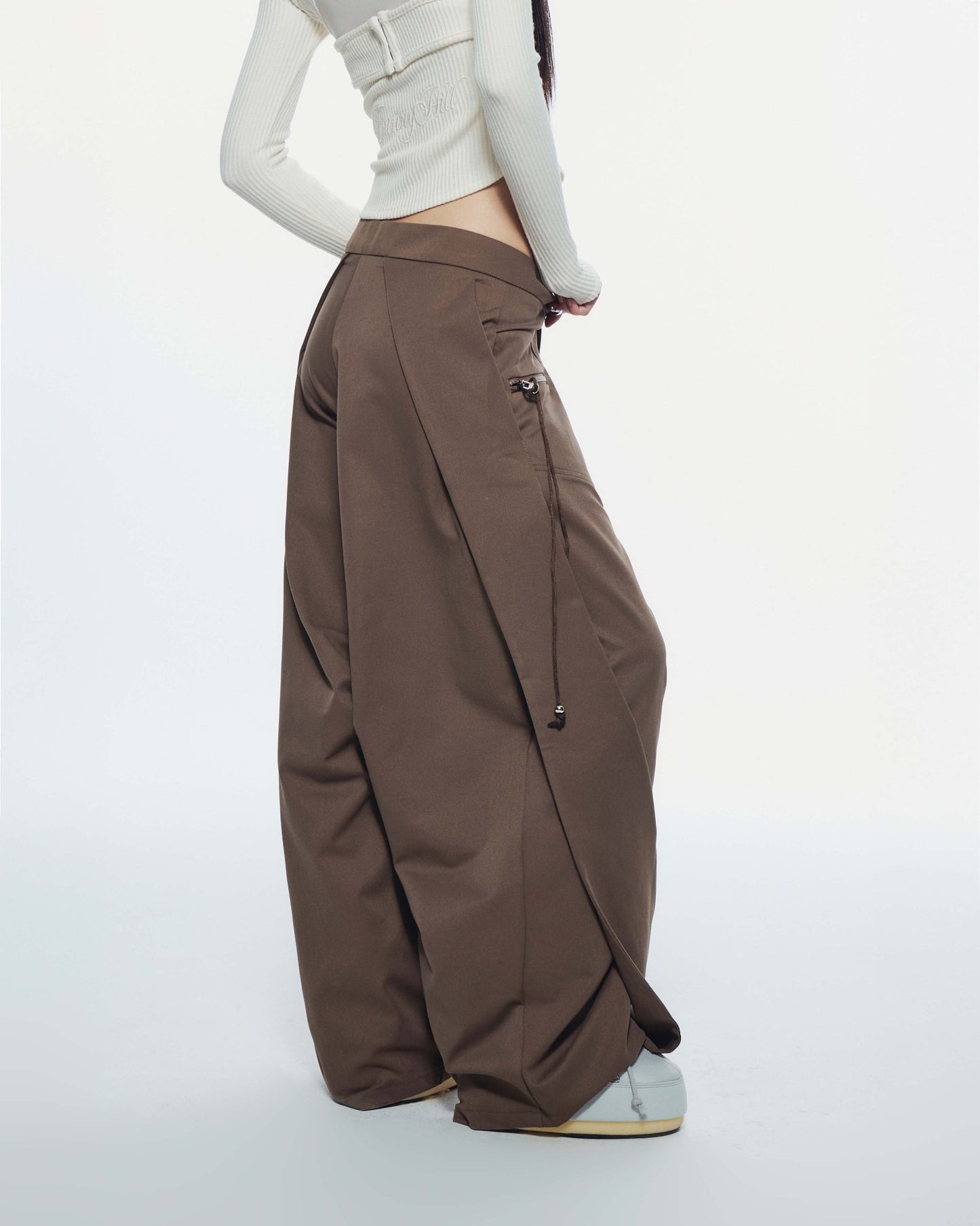 【BUNNYHILL CONCEPT】ARCHER PANTS (BROWN)