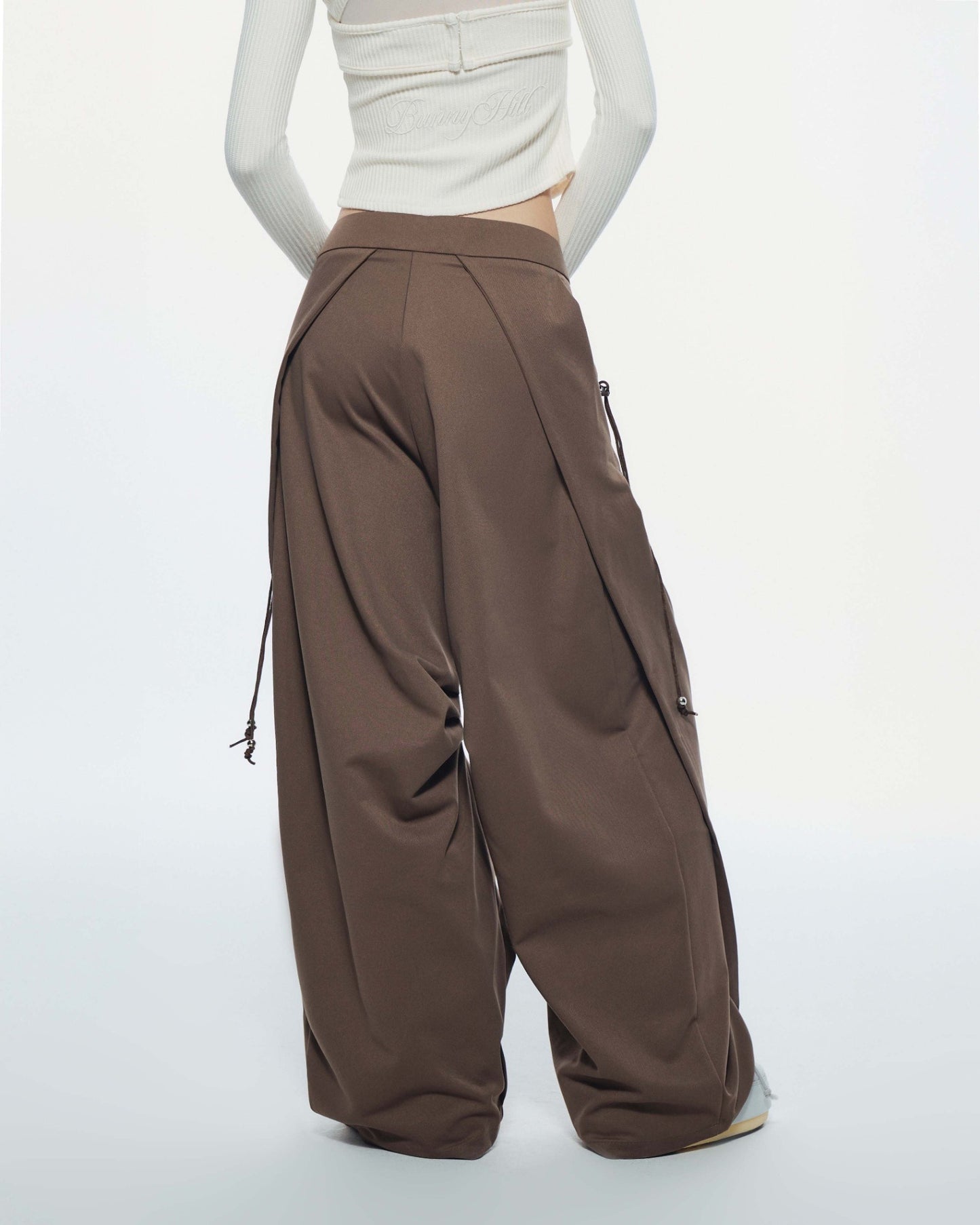 【BUNNYHILL CONCEPT】ARCHER PANTS (BROWN)