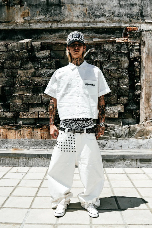 【THOUGHT WE FRIENDS】"Devlin" Studded Waxed Baggy Denims in White