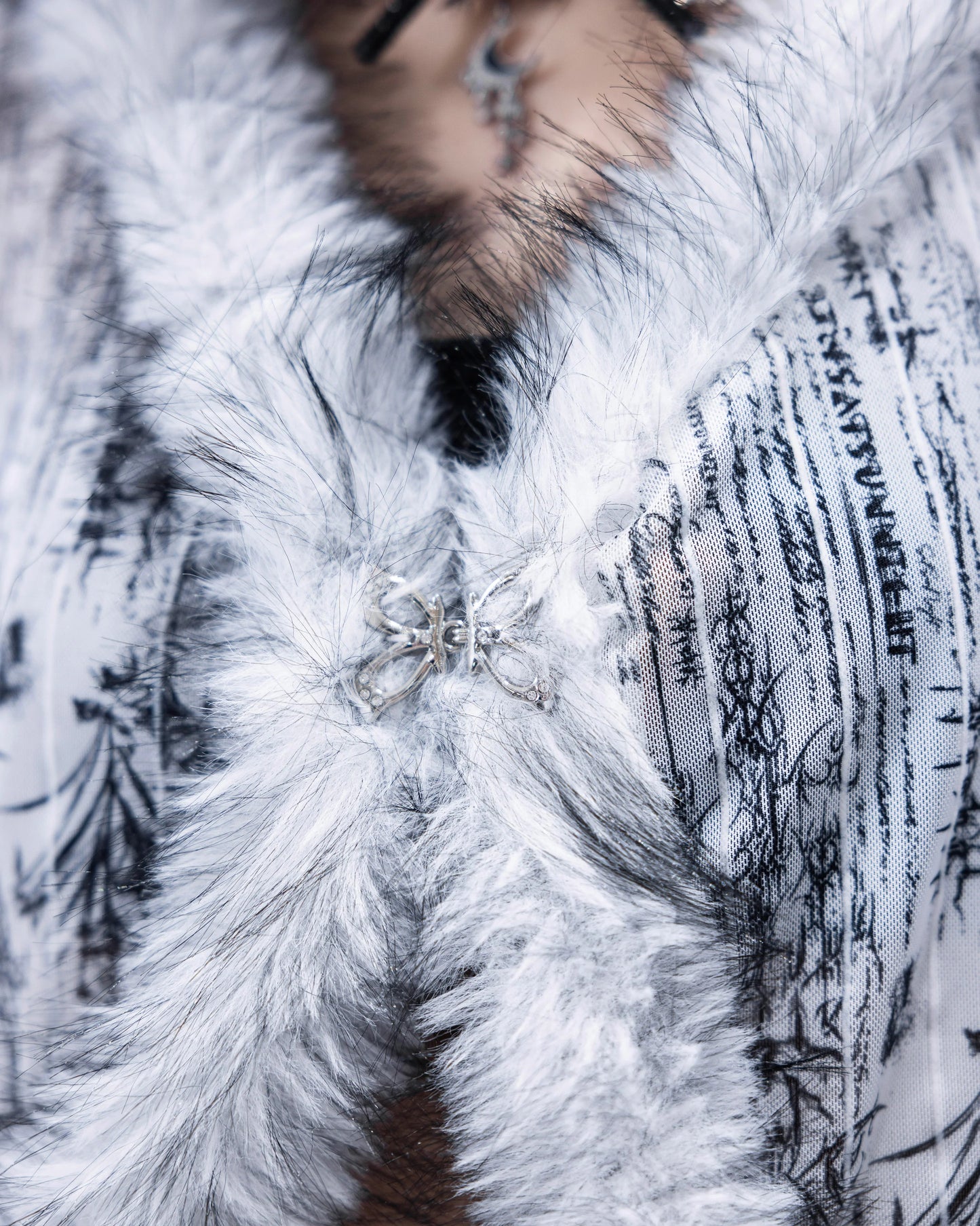 【SATSUN NIGHT】<IT's N0T BLACK & WHITE> - WHITE CYGNUS OLOR