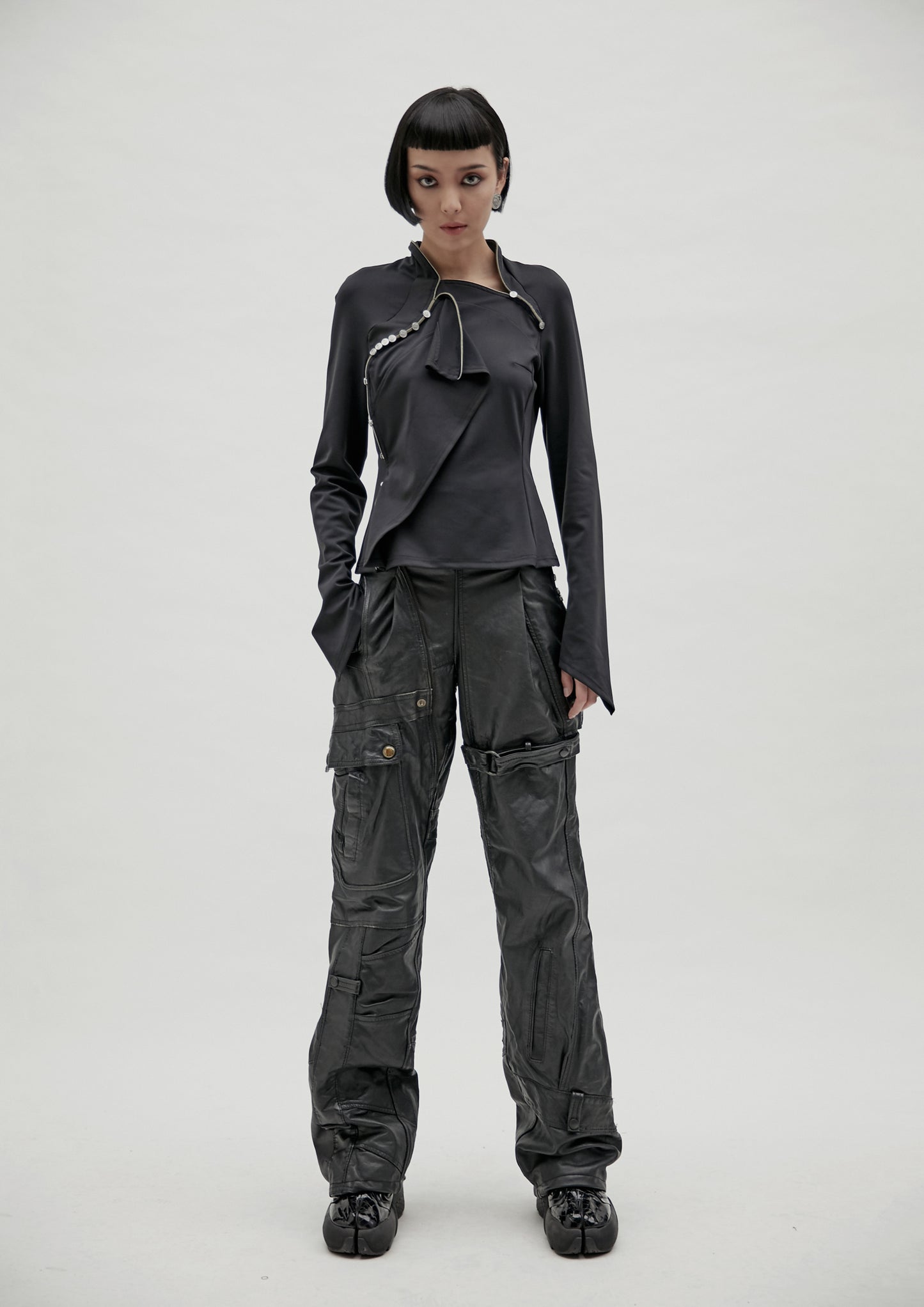 【JENN LEE】Mock Neck Drape Top