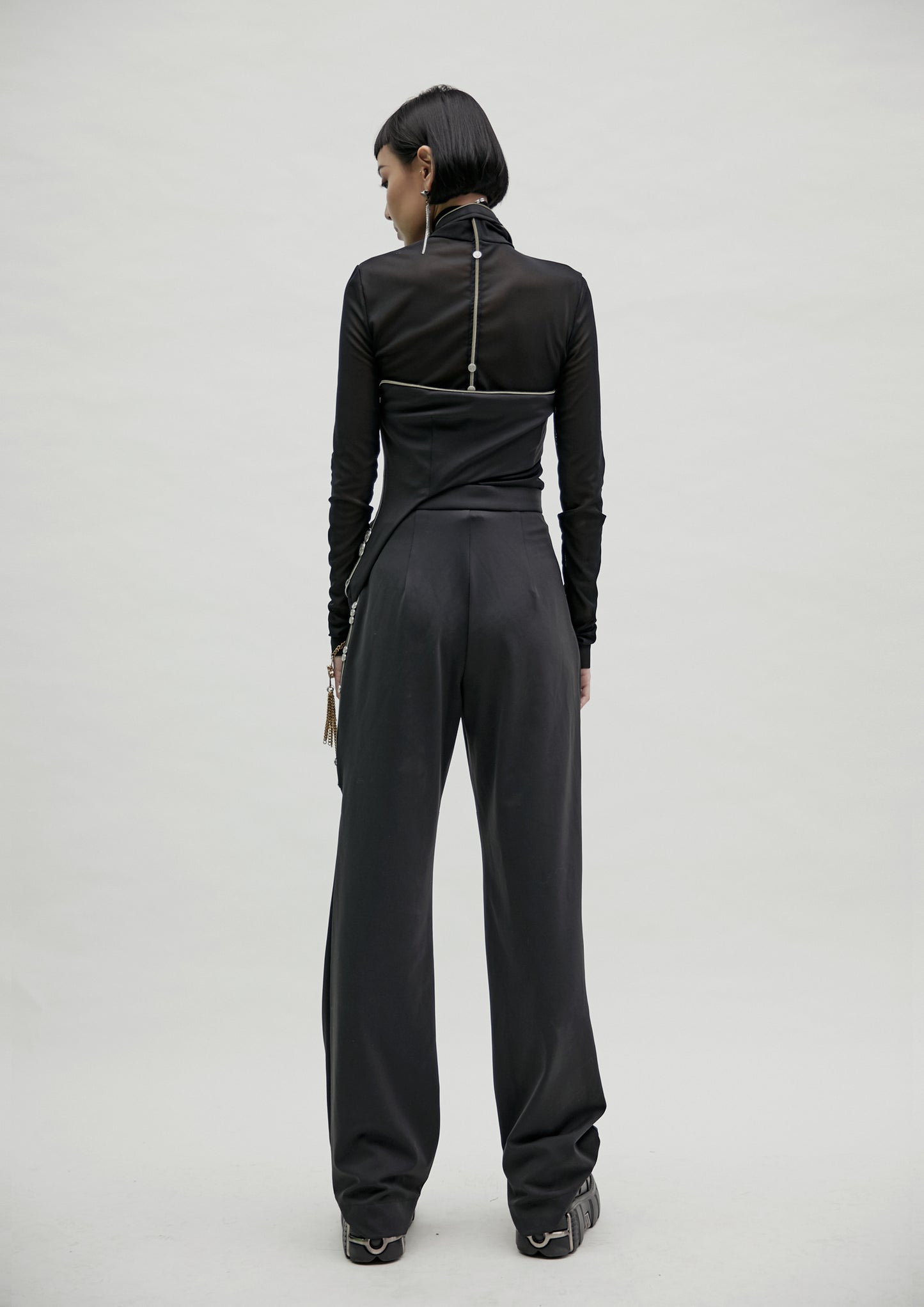 【JENN LEE】Goethe button zip halter neck vest